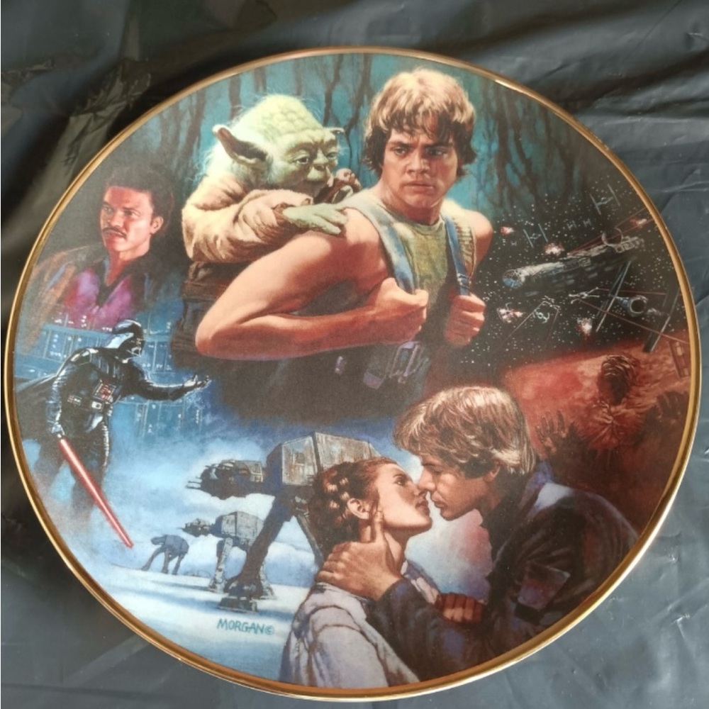 Empire Strikes Back Collector Plate 2858 G